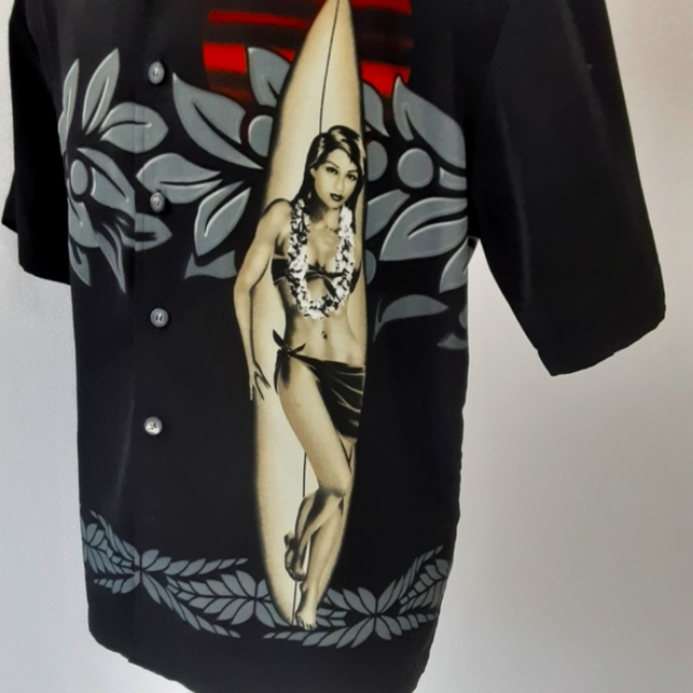 C-TWO Hawaiian shirt with tropical graphic Hawaiian girl, surfboard, Sunset NWT